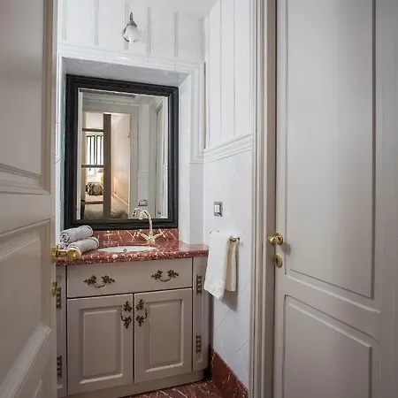 Lejlighed Fontana Di Trevi Rom